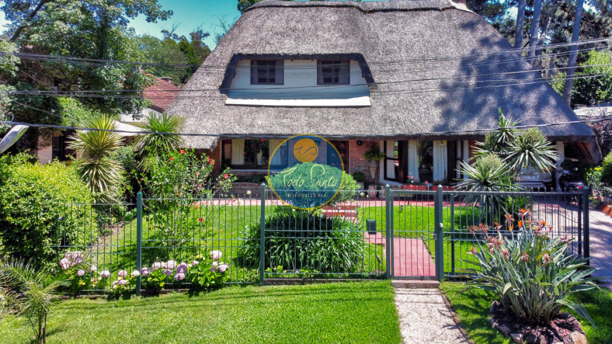Miniatura de Casa de 4 dormitorios en Pinares, Punta del Este | Todo Punta