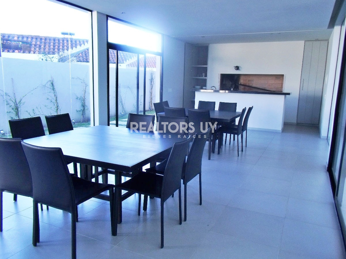 Apartamento ID.1065 - PUNTA DEL ESTE zona BRAVA