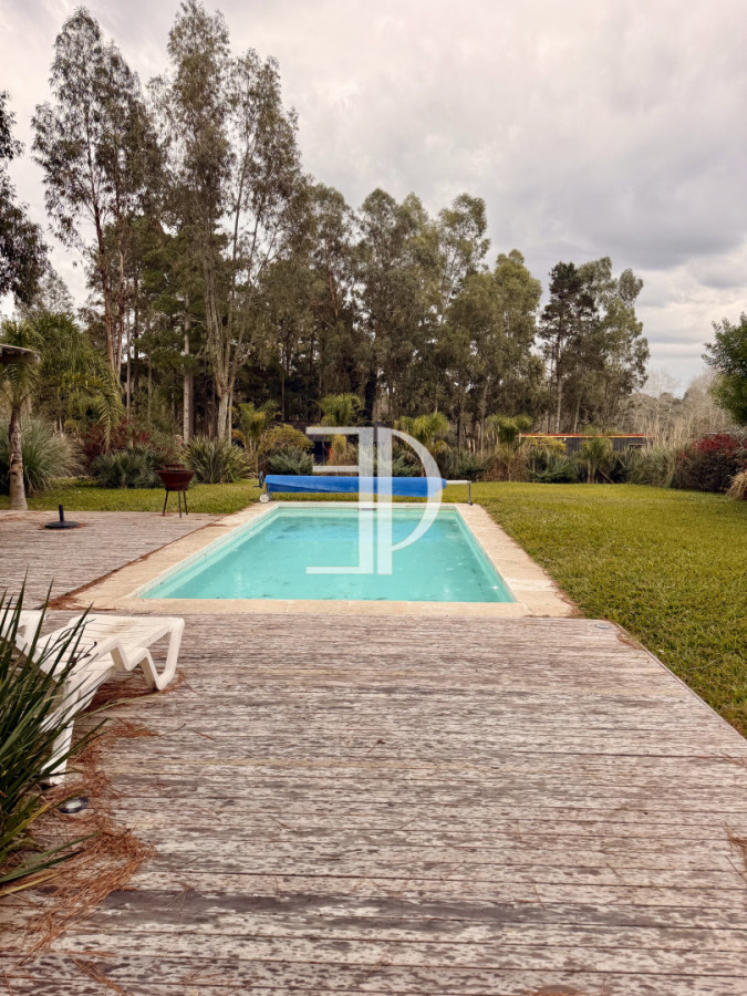 Casa ID.1503 - CASA EN VENTA EN BARRIO CERRADO