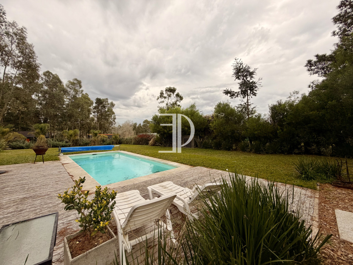 Casa ID.1503 - CASA EN VENTA EN BARRIO CERRADO