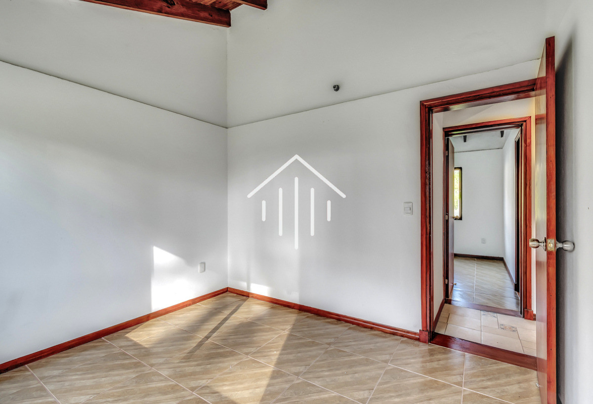 Casa ID.11 - CASA EN VENTA EN LAGUNA DEL SAUCE