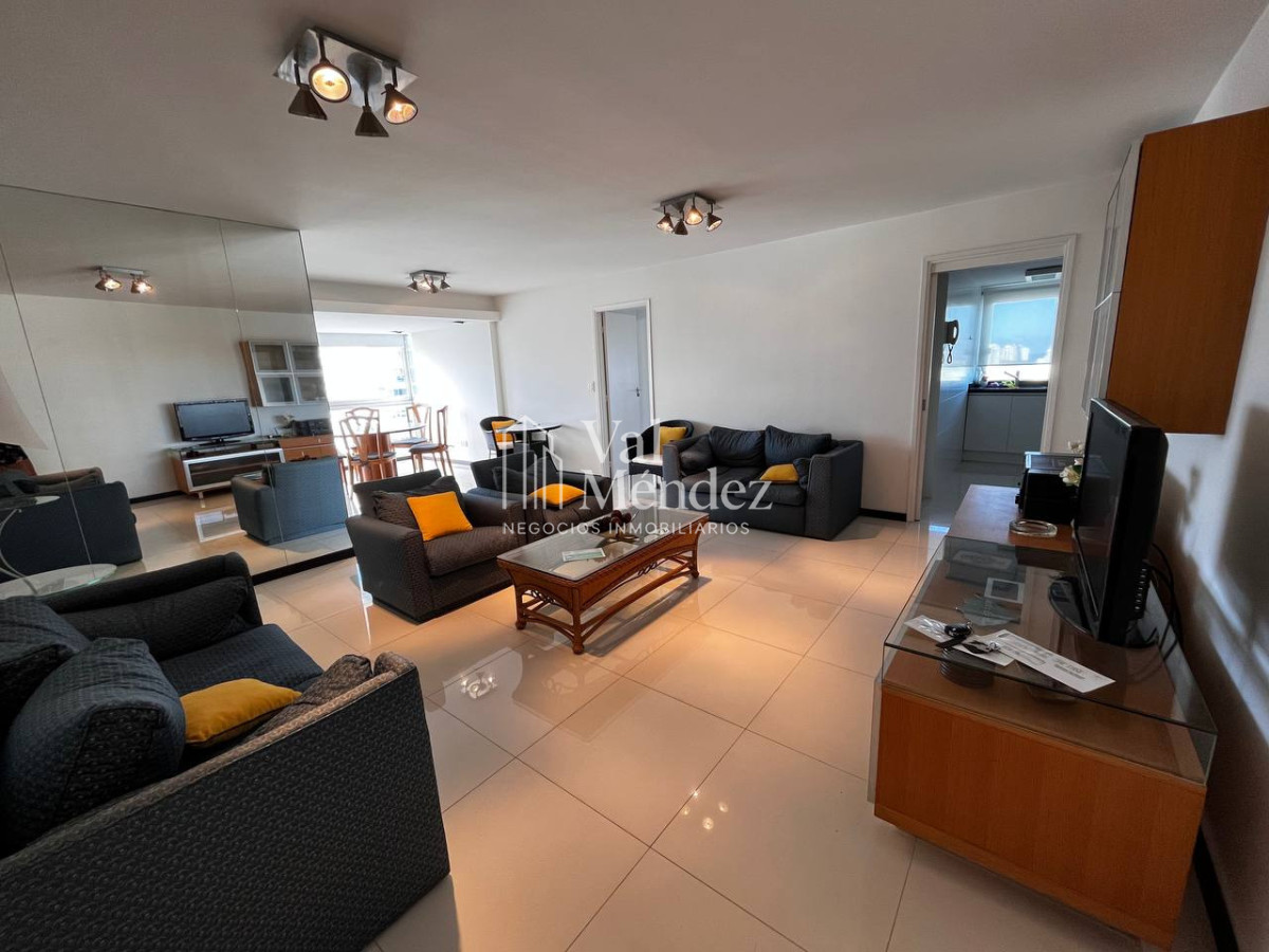 Apartamento ID.3820 - ALQUILER Y VENTA DE APARTAMENTO EN PUNTA DEL ESTE