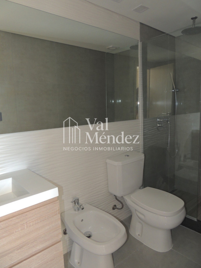 Apartamento ID.3813 - DEPARTAMENTO EN ALQUILER ANUAL EN PUNTA DEL ESTE