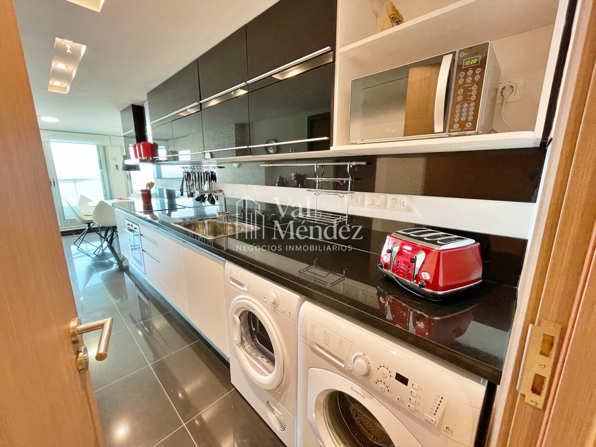 Apartamento ID.1466 - Apto en Torre Look en alquiler de temporada - PUNTA DEL ESTE zona BRAVA