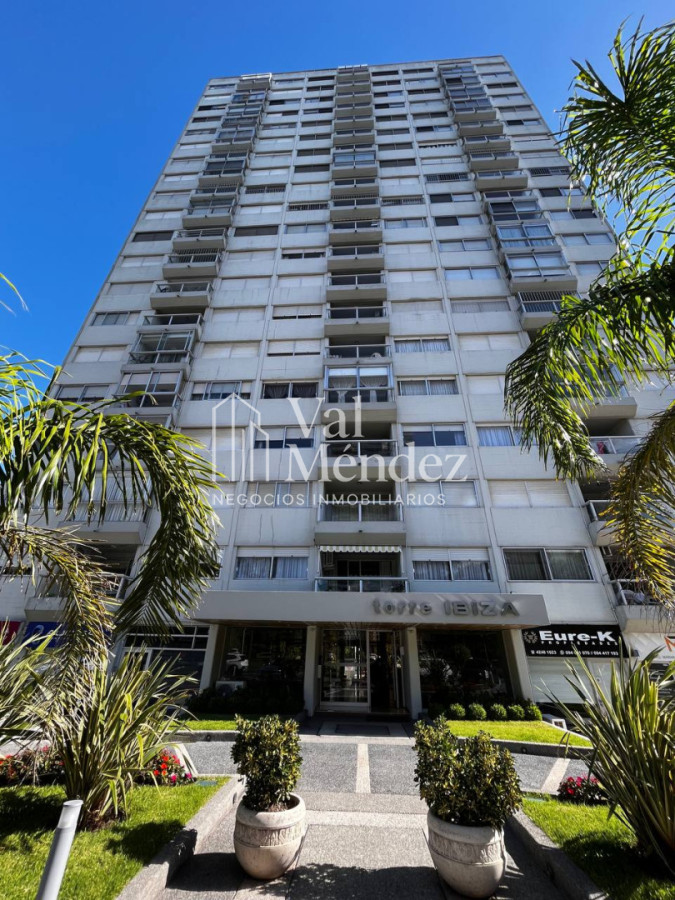 Apartamento ID.3820 - ALQUILER Y VENTA DE APARTAMENTO EN PUNTA DEL ESTE