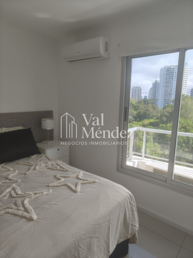 Apartamento ID.855 - Apartamento en venta-PUNTA DEL ESTE zona BRAVA