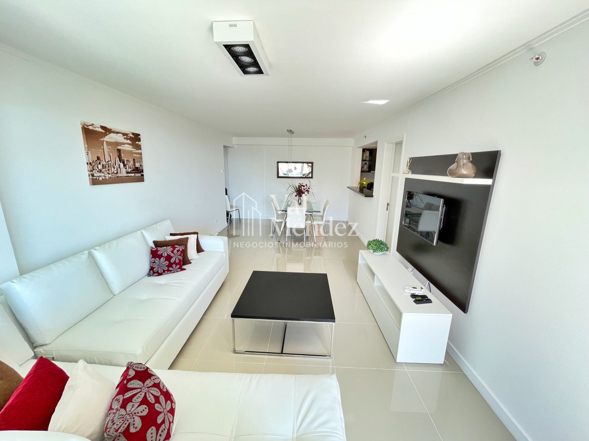 Apartamento ID.1271 - Apartamento Torre con servicios en PUNTA DEL ESTE zona BRAVA