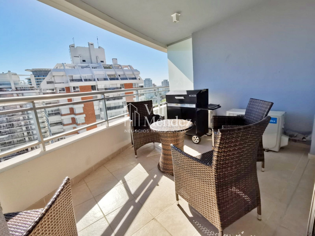 Apartamento ID.1271 - Apartamento Torre con servicios en PUNTA DEL ESTE zona BRAVA