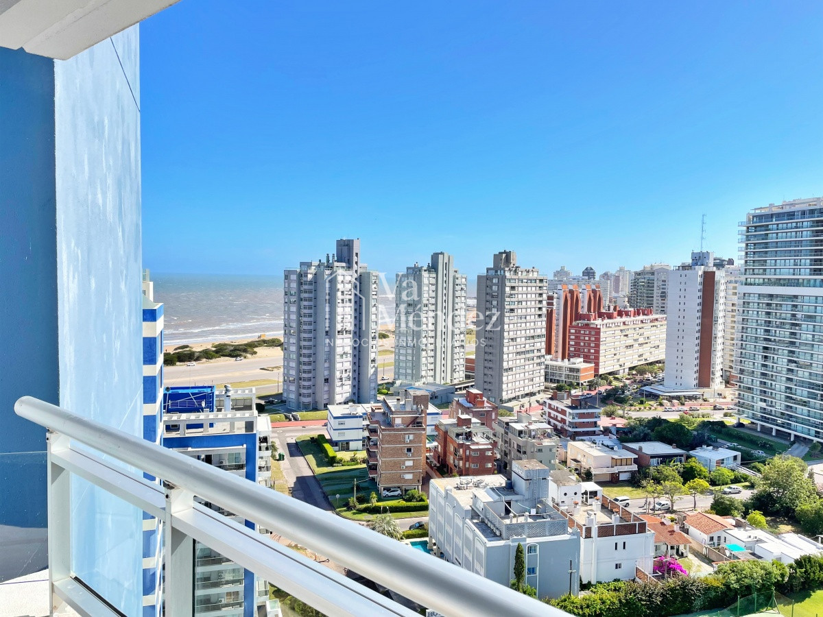 Apartamento ID.1271 - Apartamento Torre con servicios en PUNTA DEL ESTE zona BRAVA