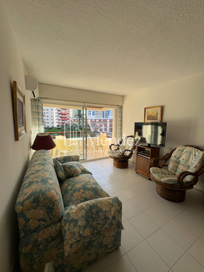 Apartamento ID.3762 - Apartamento en venta en Punta del Este, proximo al mar 