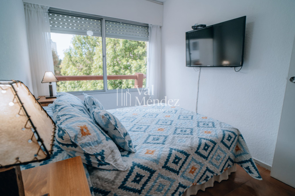 Apartamento ID.151 - ALQUILER DE APARTAMENTO EN PUNTA DEL ESTE zona BRAVA