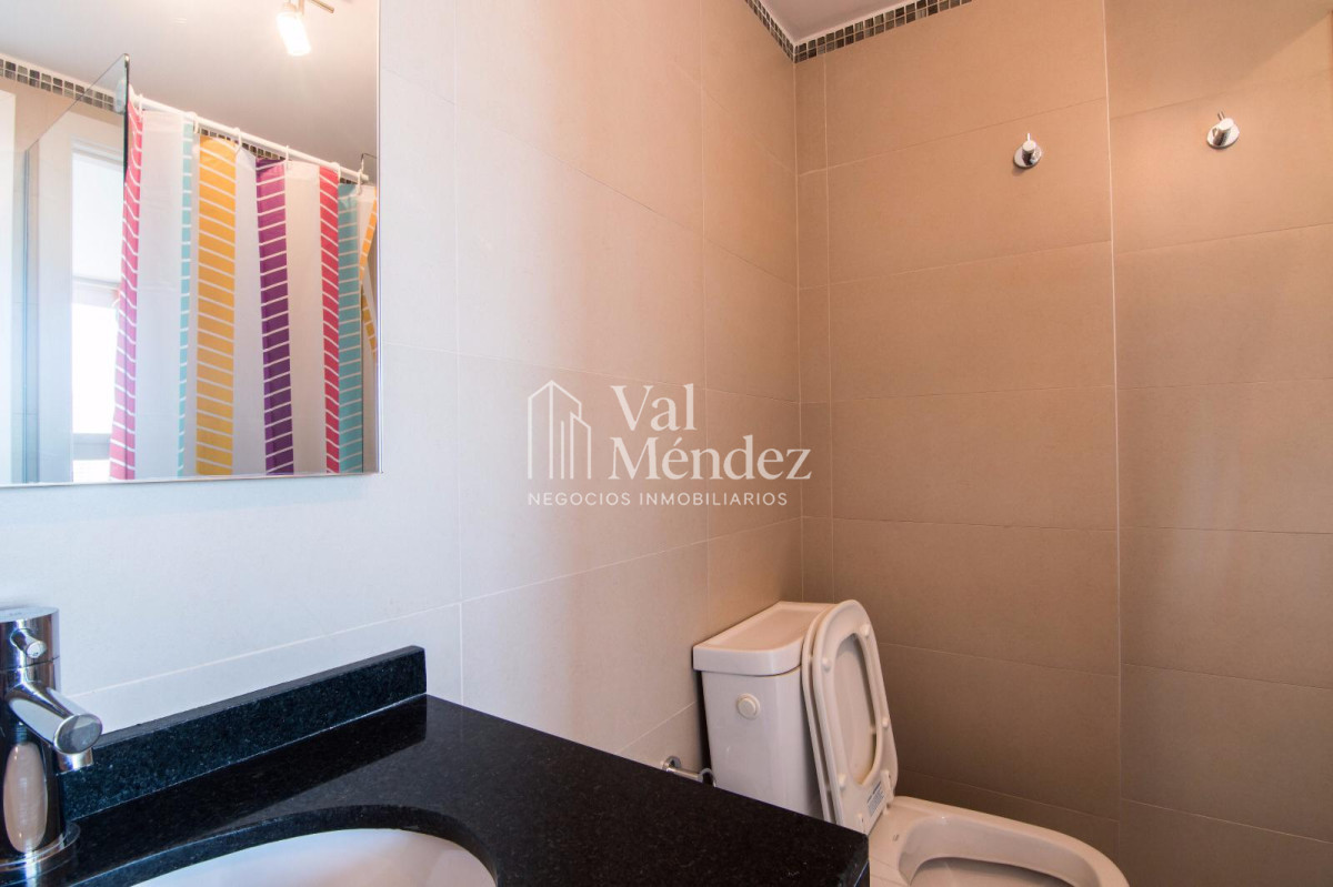 Apartamento ID.1080 - ALQUILER DE APARTAMENTO EN PUNTA DEL ESTE zona BRAVA