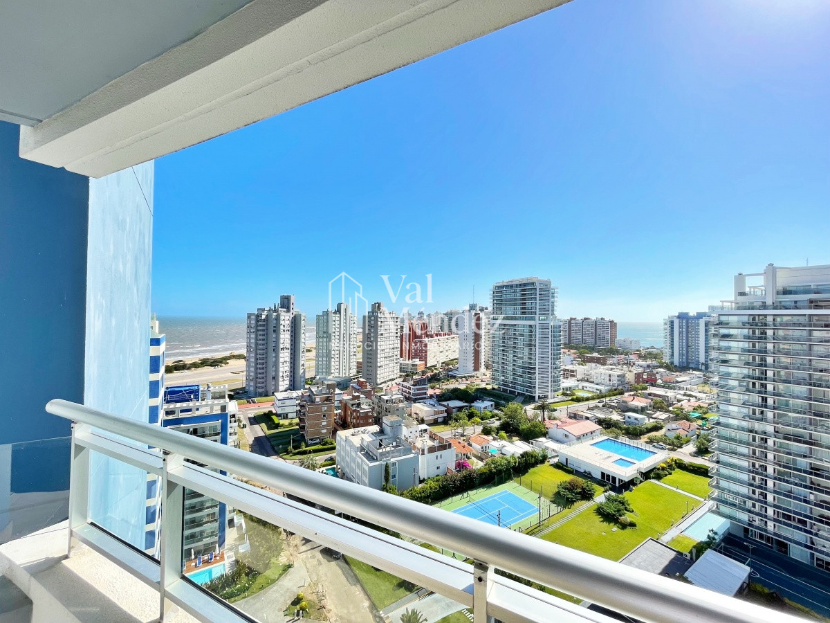 Apartamento ID.1271 - Apartamento Torre con servicios en PUNTA DEL ESTE zona BRAVA