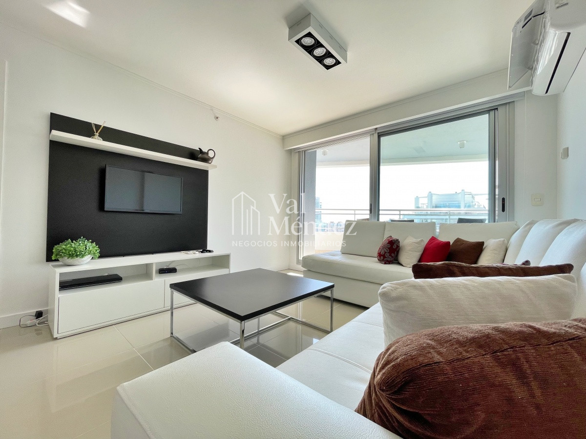 Apartamento ID.1271 - Apartamento Torre con servicios en PUNTA DEL ESTE zona BRAVA