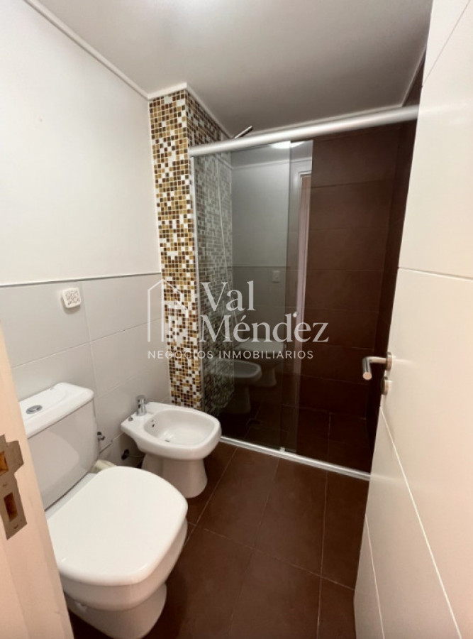 Apartamento ID.9 - APARTAMENTO EN PUNTA DEL ESTE EN ALQUILER ANUAL