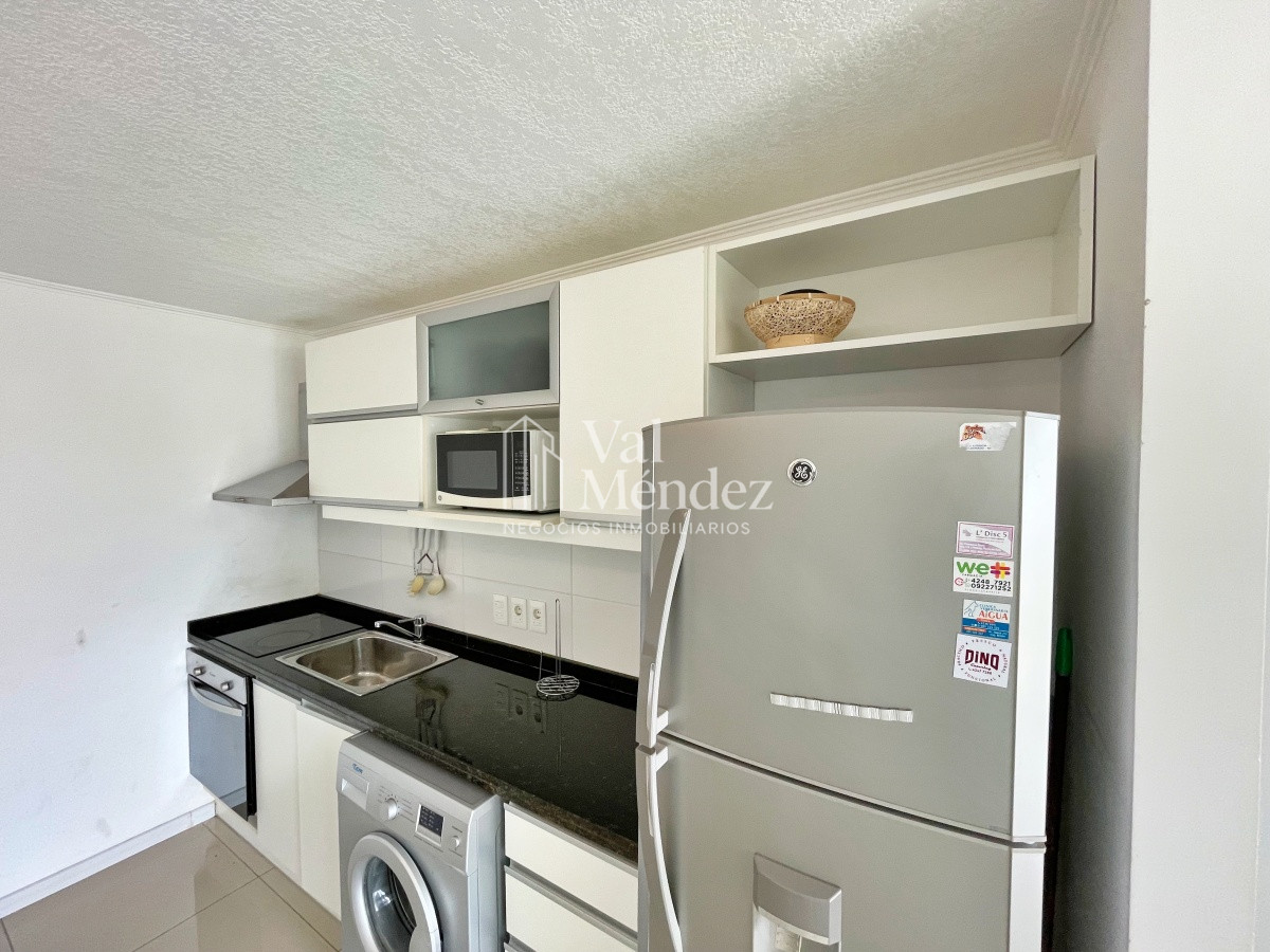 Apartamento ID.855 - Apartamento en venta-PUNTA DEL ESTE zona BRAVA