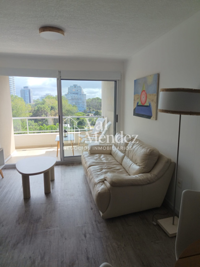 Apartamento ID.855 - Apartamento en venta-PUNTA DEL ESTE zona BRAVA
