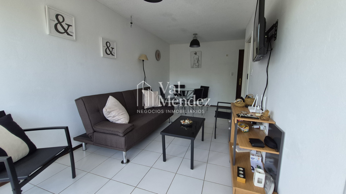 Apartamento ID.41 - Apartamento en alquiler 2 dorm PUNTA DEL ESTE zona AIDY GRILL