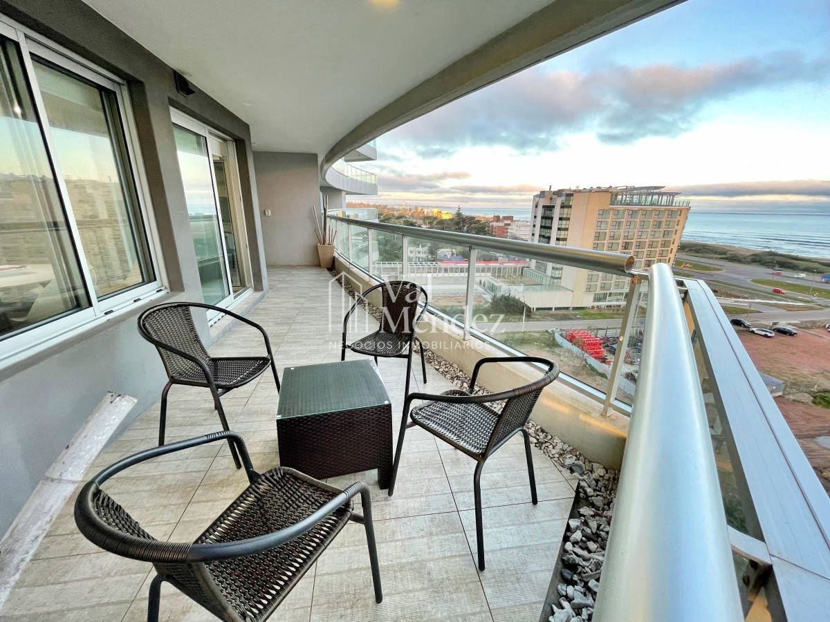 Apartamento ID.1466 - Apto en Torre Look en alquiler de temporada - PUNTA DEL ESTE zona BRAVA