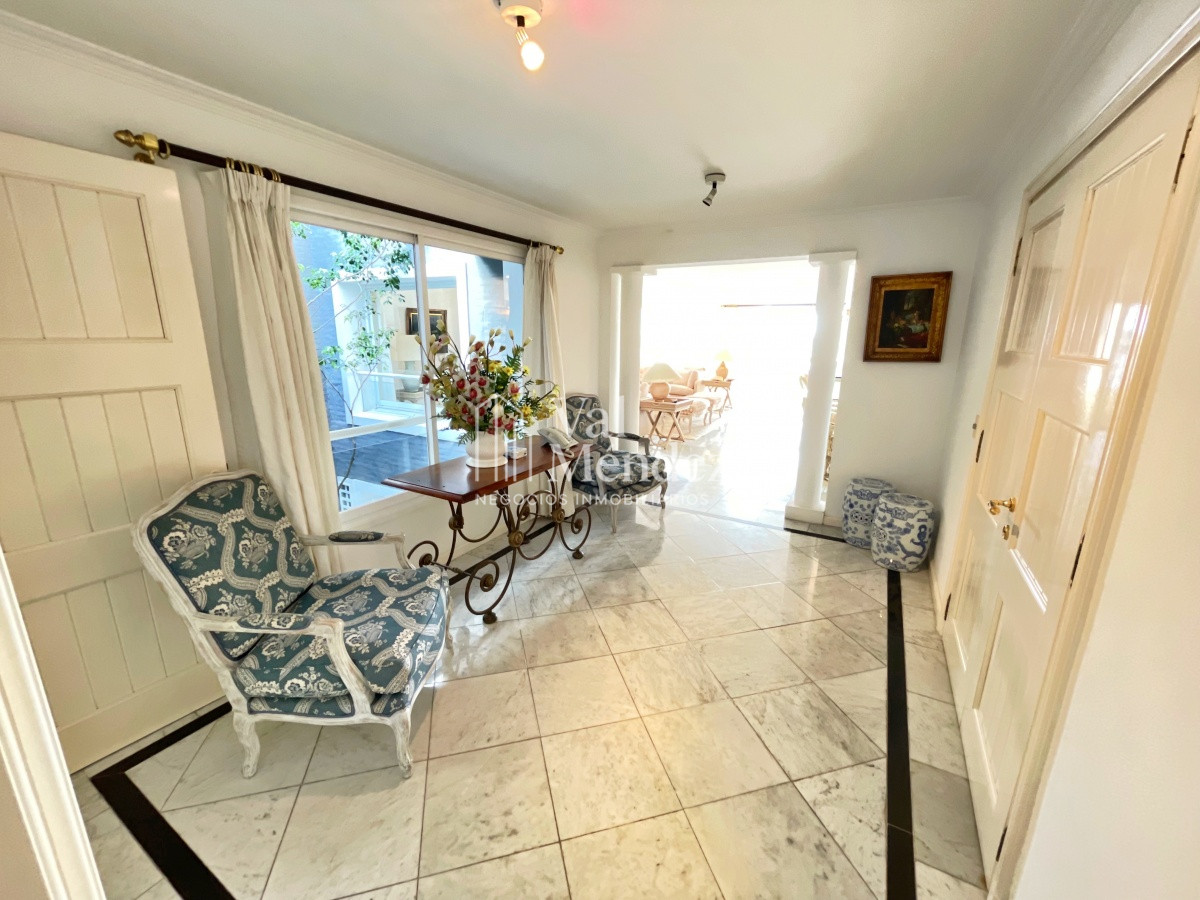 Apartamento ID.1516 - VENTA DE APARTAMENTO EN PUNTA DEL ESTE, zona PUERTO