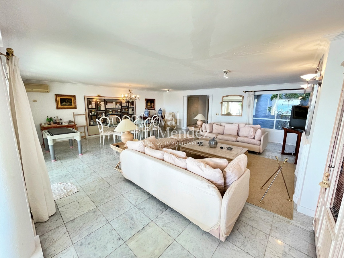 Apartamento ID.1516 - VENTA DE APARTAMENTO EN PUNTA DEL ESTE, zona PUERTO