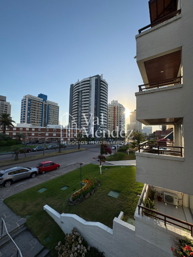 Apartamento ID.3762 - Apartamento en venta en Punta del Este, proximo al mar 