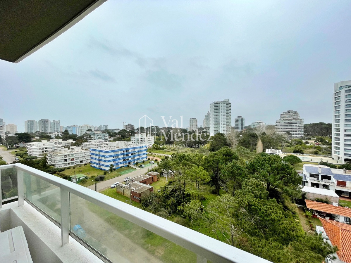 Apartamento ID.855 - Apartamento en venta-PUNTA DEL ESTE zona BRAVA
