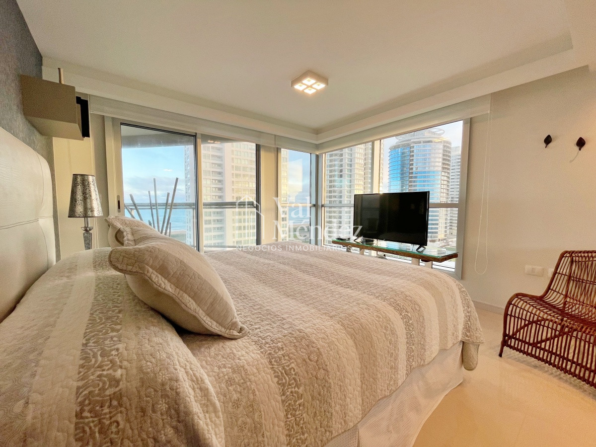 Apartamento ID.1466 - Apto en Torre Look en alquiler de temporada - PUNTA DEL ESTE zona BRAVA