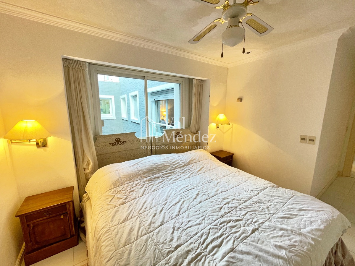 Apartamento ID.1516 - VENTA DE APARTAMENTO EN PUNTA DEL ESTE, zona PUERTO