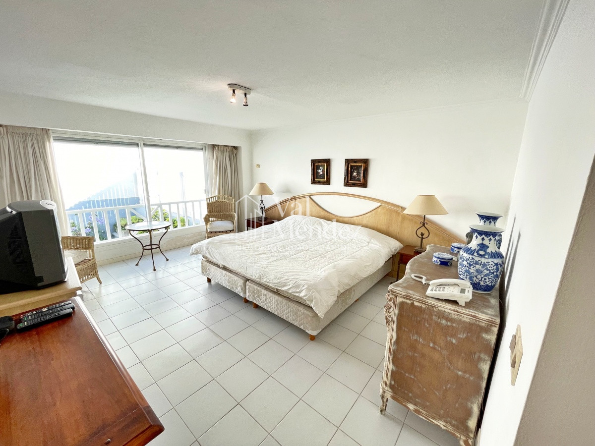 Apartamento ID.1516 - VENTA DE APARTAMENTO EN PUNTA DEL ESTE, zona PUERTO