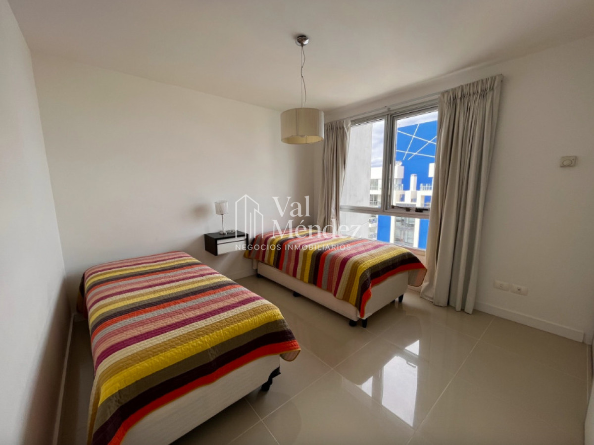 Apartamento ID.9 - APARTAMENTO EN PUNTA DEL ESTE EN ALQUILER ANUAL