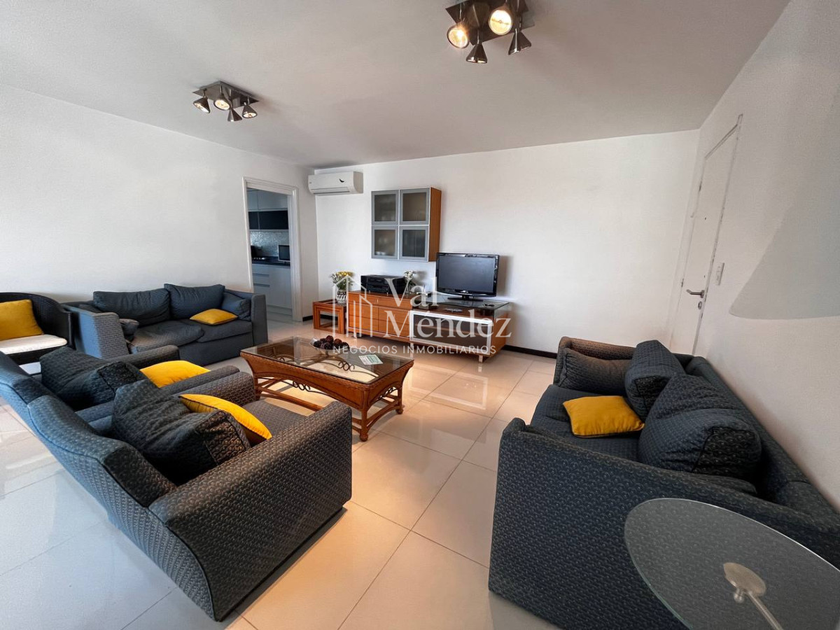 Apartamento ID.3820 - ALQUILER Y VENTA DE APARTAMENTO EN PUNTA DEL ESTE