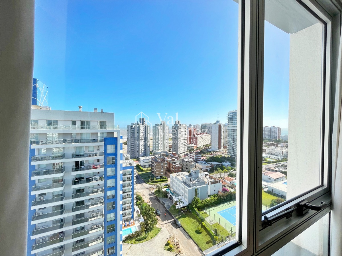 Apartamento ID.1271 - Apartamento Torre con servicios en PUNTA DEL ESTE zona BRAVA