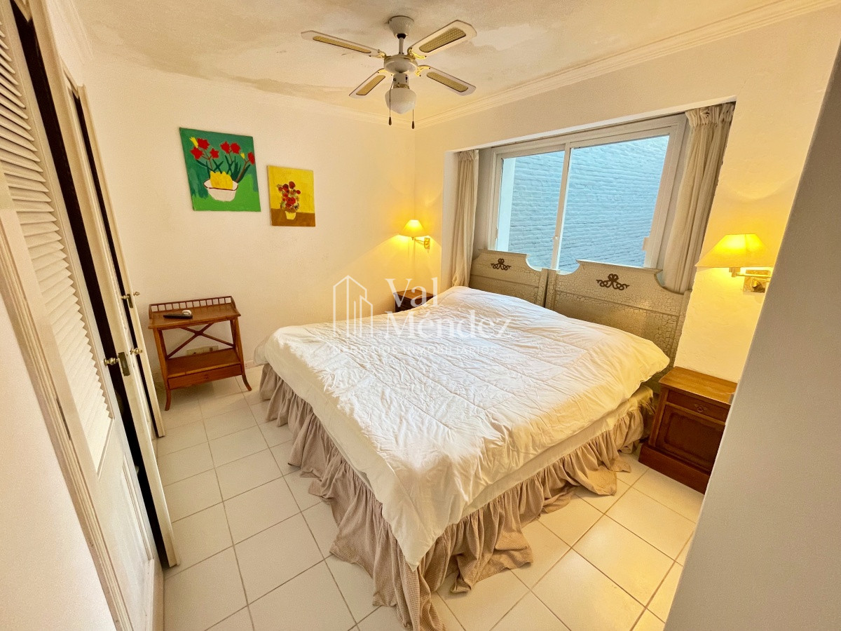 Apartamento ID.1516 - VENTA DE APARTAMENTO EN PUNTA DEL ESTE, zona PUERTO