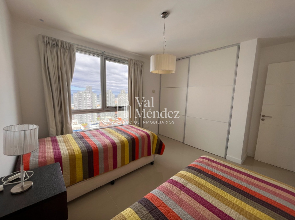 Apartamento ID.9 - APARTAMENTO EN PUNTA DEL ESTE EN ALQUILER ANUAL