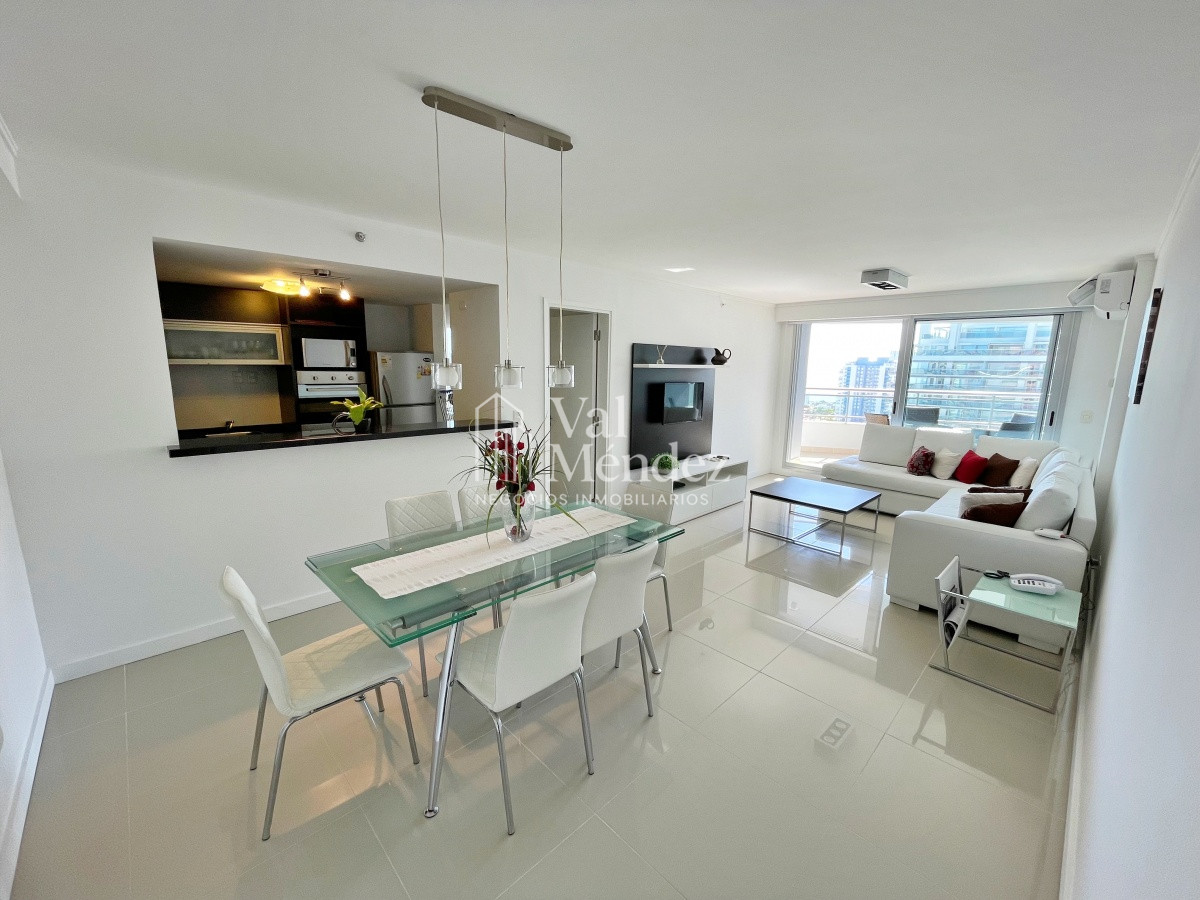 Apartamento ID.1271 - Apartamento Torre con servicios en PUNTA DEL ESTE zona BRAVA