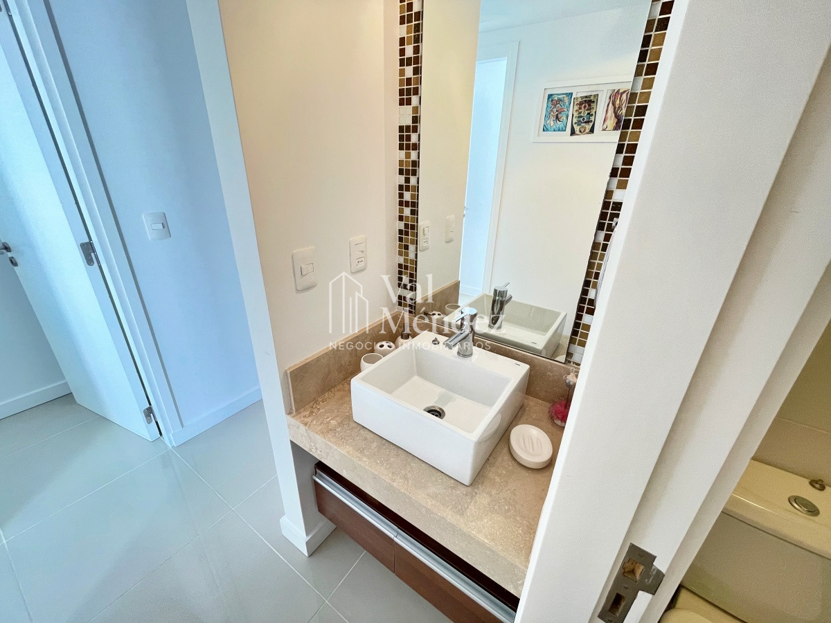 Apartamento ID.1271 - Apartamento Torre con servicios en PUNTA DEL ESTE zona BRAVA