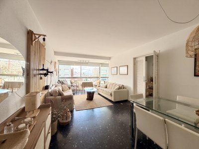 APARTAMENTO EN VENTA EN PUNTA DEL ESTE, PENINSULA