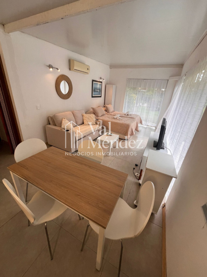 Casa ID.823 - CASA EN ALQUILER, PUNTA DEL ESTE zona San Rafael