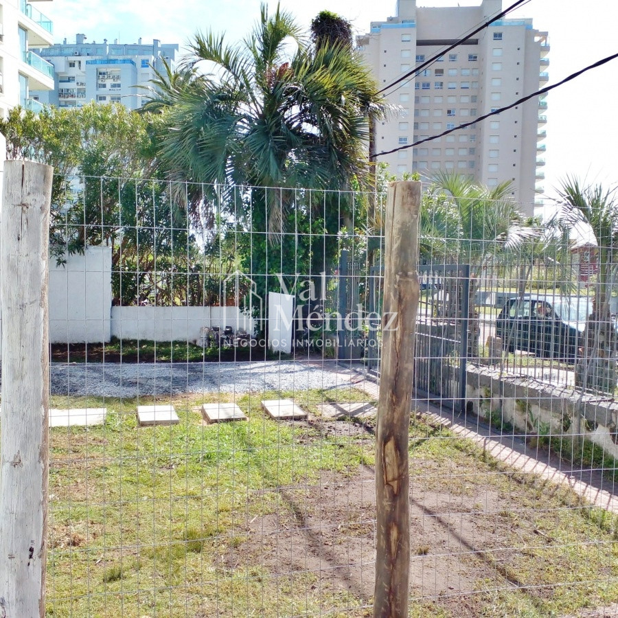 Casa ID.1122 - ALQUILER DE CASA EN PUNTA DEL ESTE, zona MANSA