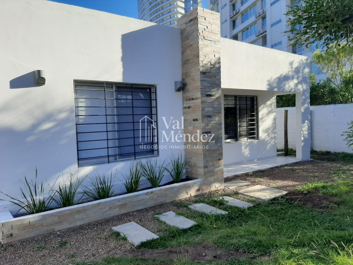 Casa ID.1122 - ALQUILER DE CASA EN PUNTA DEL ESTE, zona MANSA