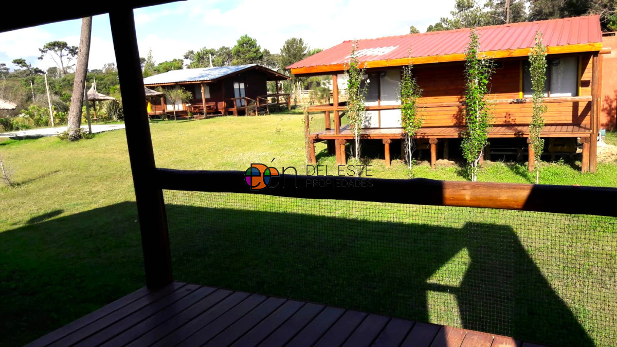 Casa ID.11 -   Complejo en Ocean Park de 4 cabañas con piscina, cancha de futbol y juego para niños
