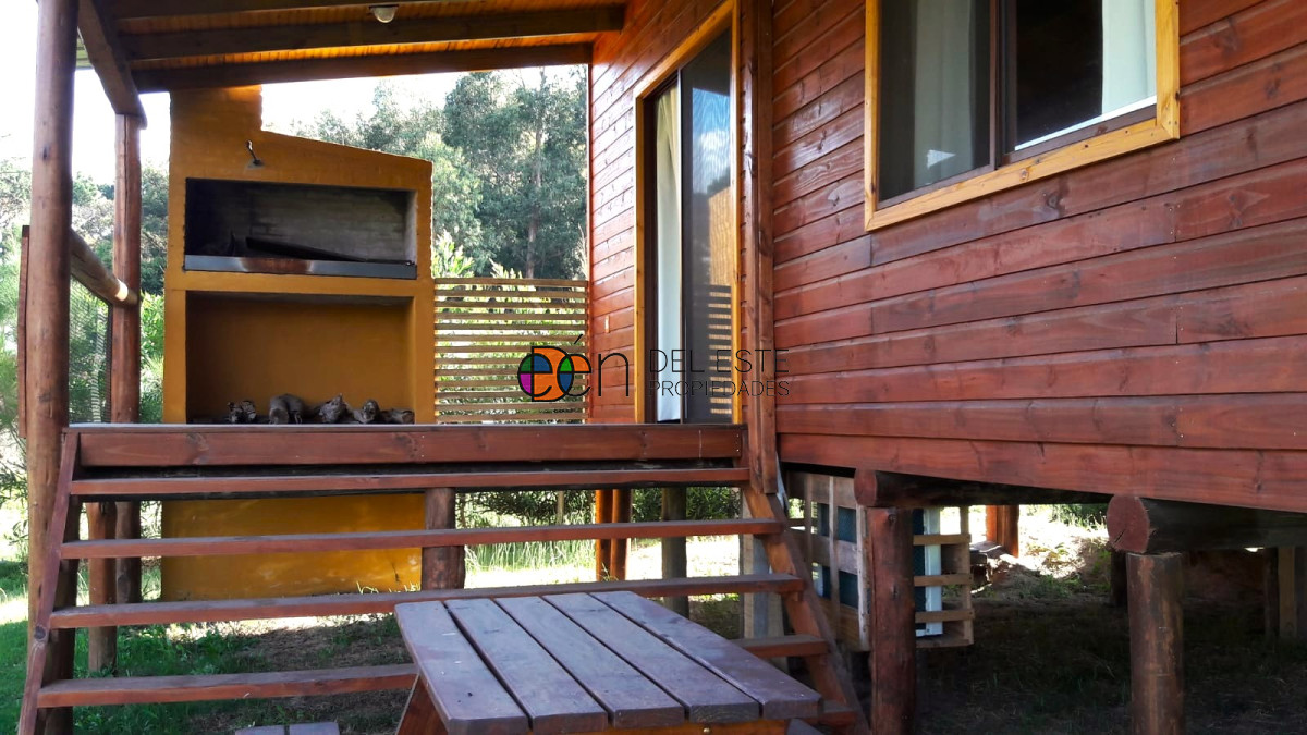 Casa ID.11 -   Complejo en Ocean Park de 4 cabañas con piscina, cancha de futbol y juego para niños