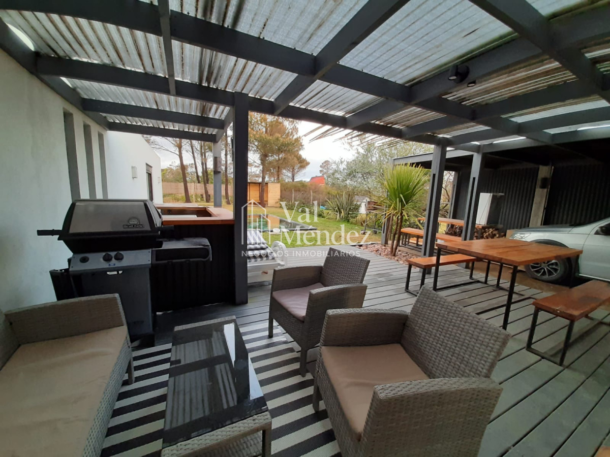 Casa ID.1066 - PUNTA DEL ESTE, zona TIO TOM 