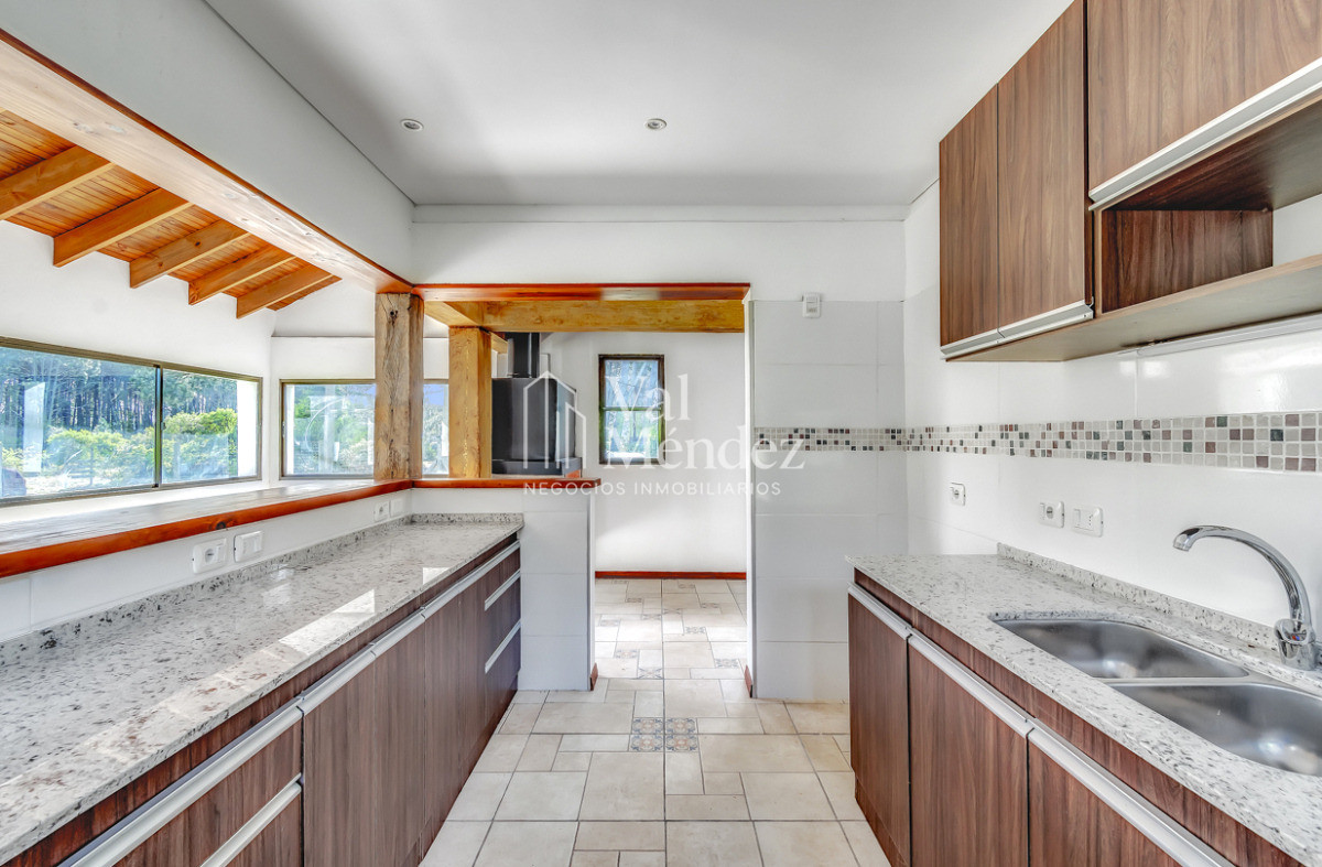 Casa ID.14 - CASA EN VENTA EN LAGUNA DEL SAUCE