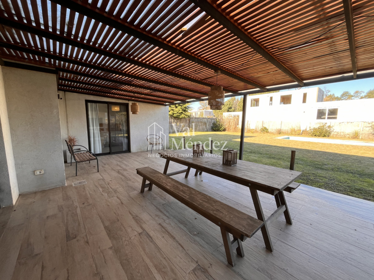 Apartamento ID.3808 - Casa en venta y alquiler anual en barrio privado