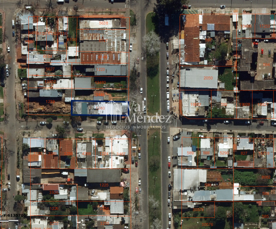 Casa ID.3840 - Excelente esquina comercial en Maldonado