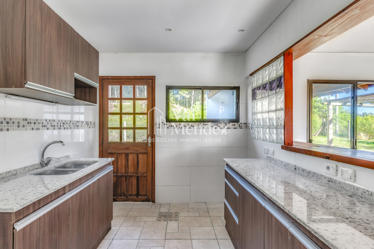 Casa ID.14 - CASA EN VENTA EN LAGUNA DEL SAUCE