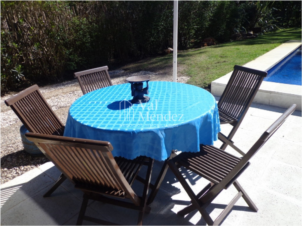 Casa ID.1030 - ALQUILER Y VENTA DE CASA PUNTA DEL ESTE, zona LUGANO