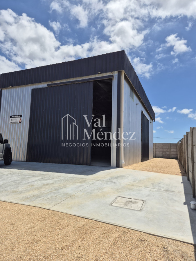 Galpón ID.3817 - ALQUILER DE GALPÓN EN MALDONADO, 4H